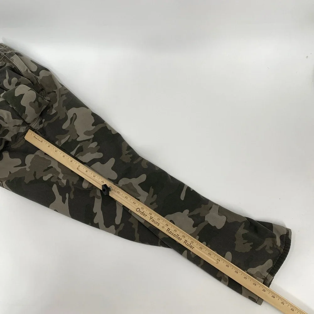 Wrangler‎ Cargo Pants Mens Tag 32x32 Fits 33x29 Camo Fleece Lined Relaxed Rugged